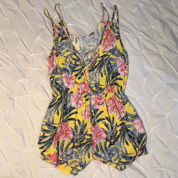 Leith Summer Romper - Picture 2 of 2